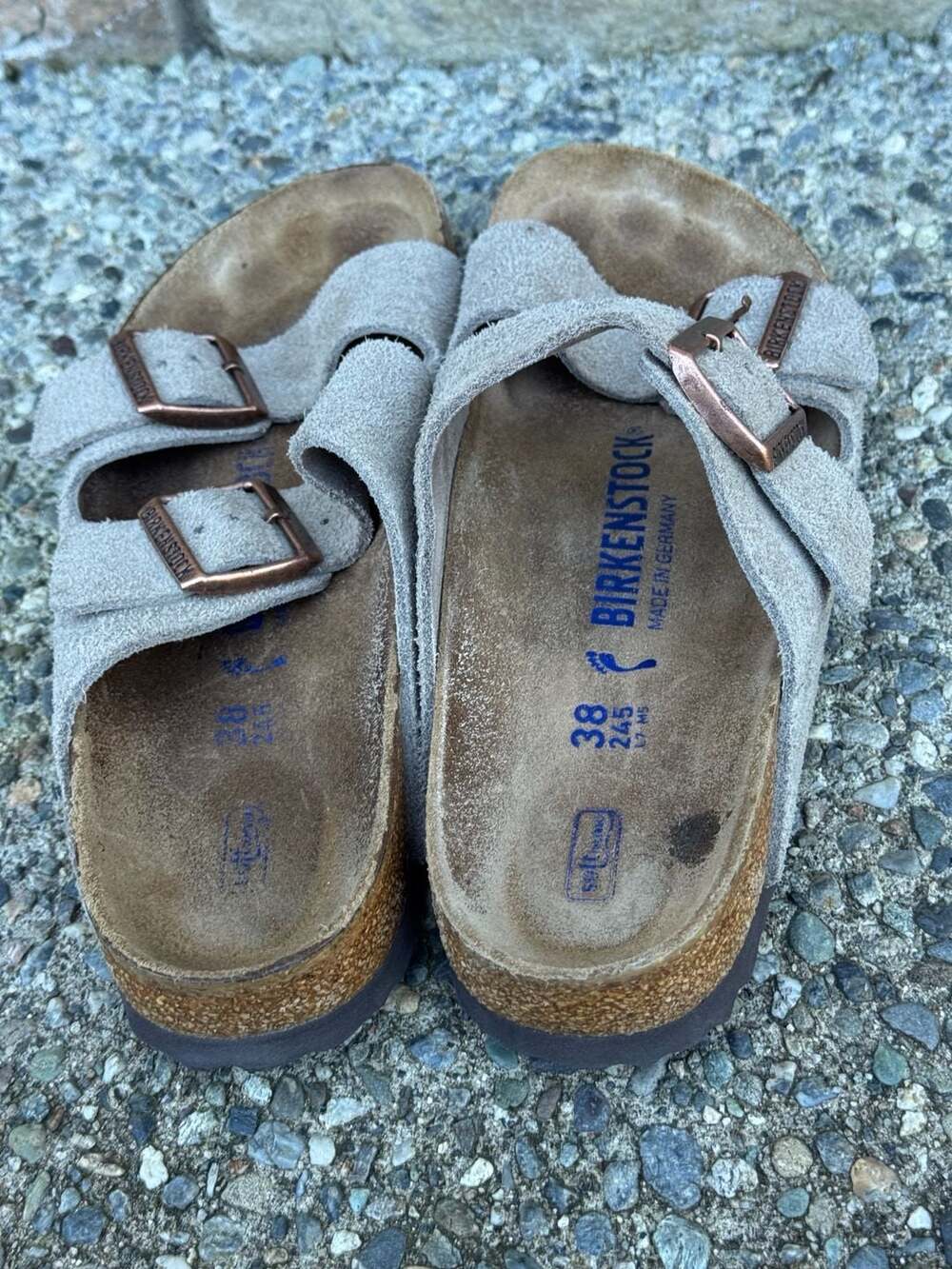 Birkenstock Arizona Soft Footbed Suede Slide Sandals in Taupe Size 38 - Picture 8 of 13